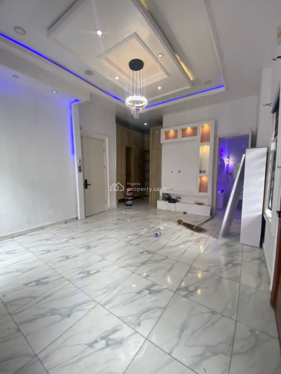 Masterbedroom with a Mini Palour, Oral Estate Extension, Lekki, Lagos, Flat / Apartment for Rent