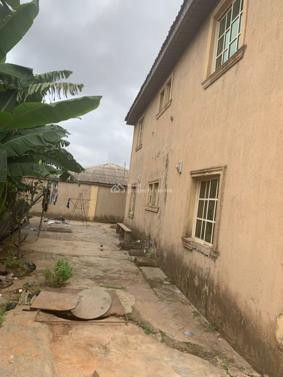 4nos of 3 Bedroom Flats with 4nos of Shops on Full Plot of Land, Muphin Estate Otta, Otta, Ado-odo/ota, Ogun, Block of Flats for Sale