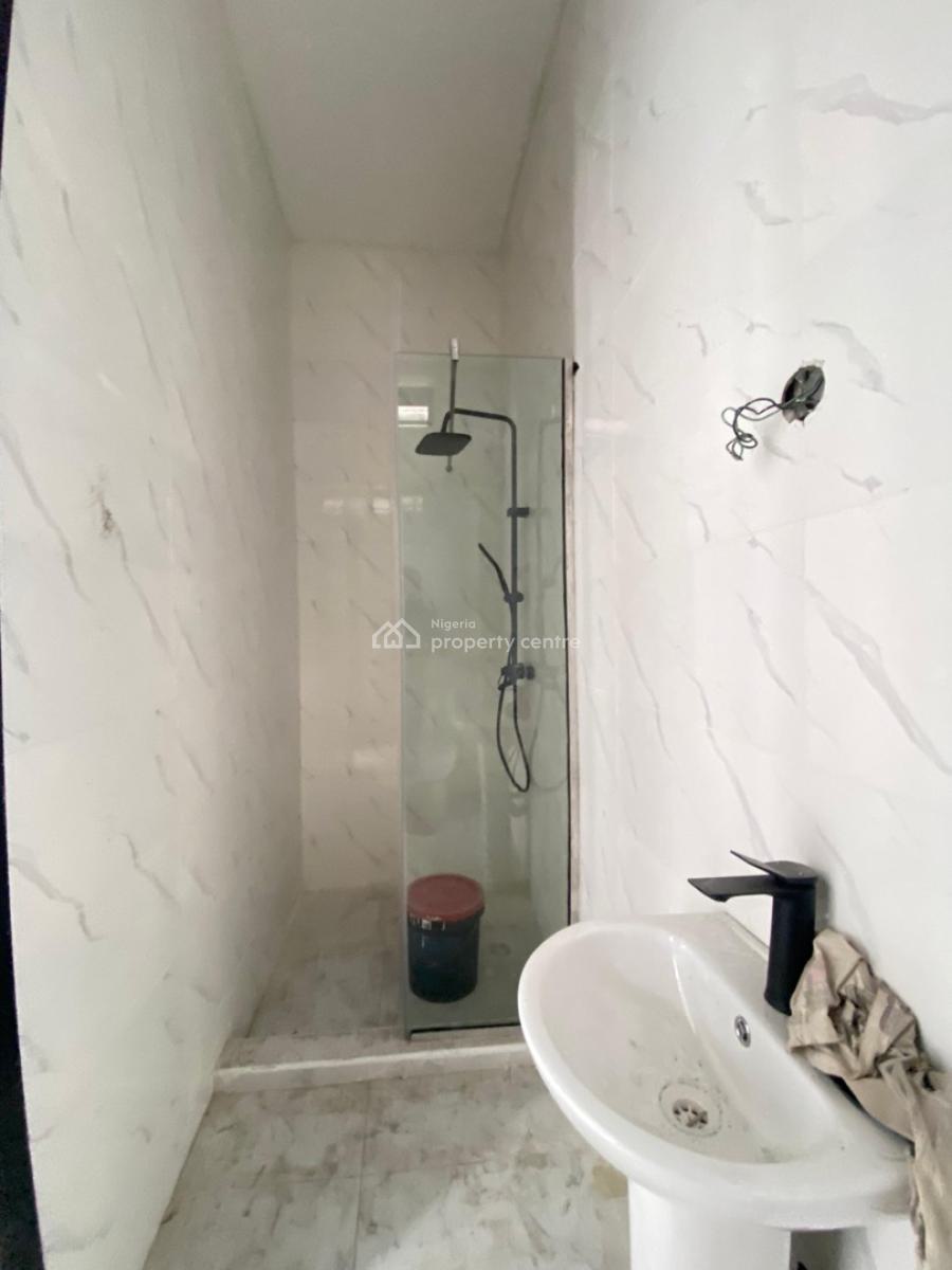 5 Bedroom Fully Detached Duplex with a Room Bq, Daffodils Estate, Second Toll Gate, Lekki, Lagos, Detached Duplex for Sale