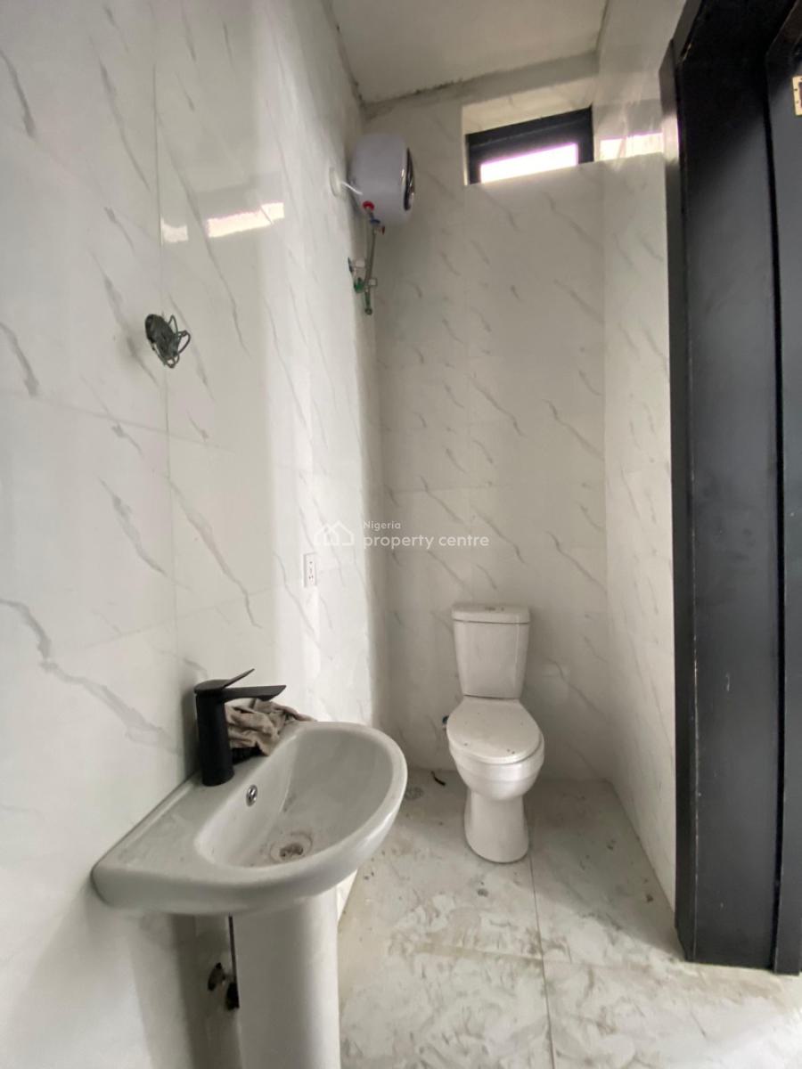 5 Bedroom Fully Detached Duplex with a Room Bq, Daffodils Estate, Second Toll Gate, Lekki, Lagos, Detached Duplex for Sale