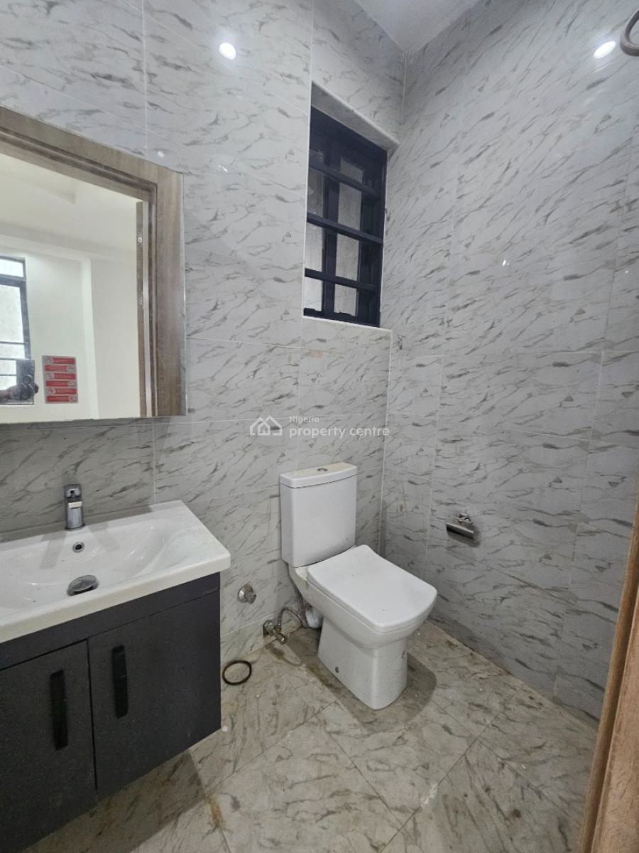 Fully Serviced 3 Bedrooms Apartment with Bq, Victoria Island (vi), Lagos, Flat / Apartment for Rent