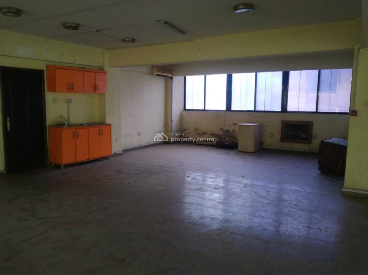310sqm 3rd Floor Office Space, Off Opebi Road, Ikeja, Lagos, Office Space for Rent