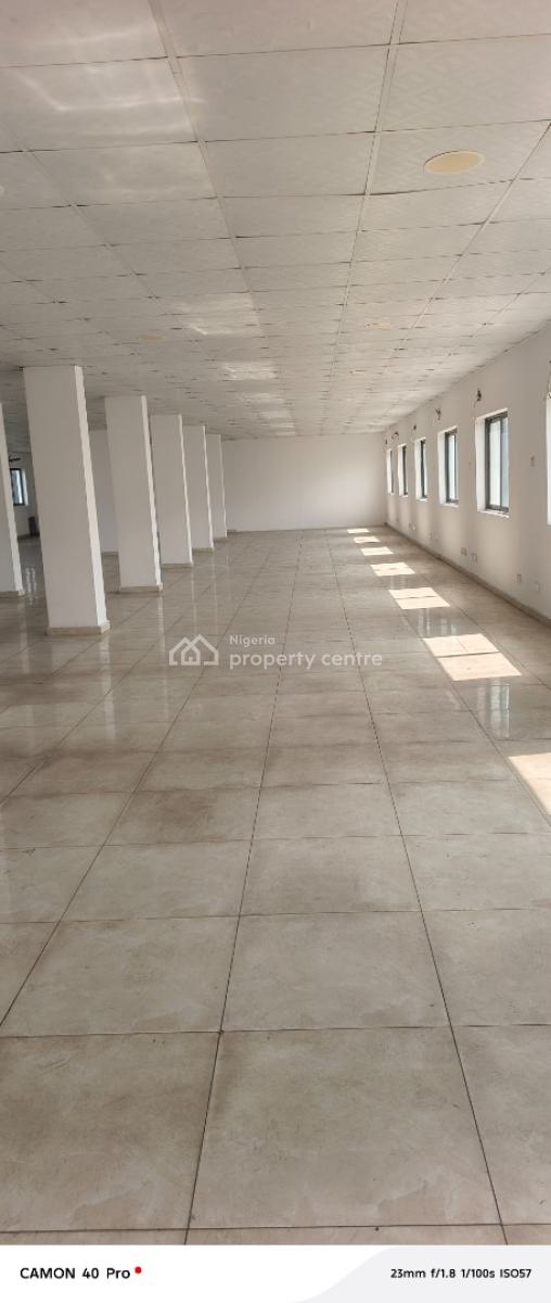 Office Space Open Floor with 254sqm in Lekki Phase 1, Off Admiralty Way, Lekki Phase 1, Lekki, Lagos, Office Space for Rent