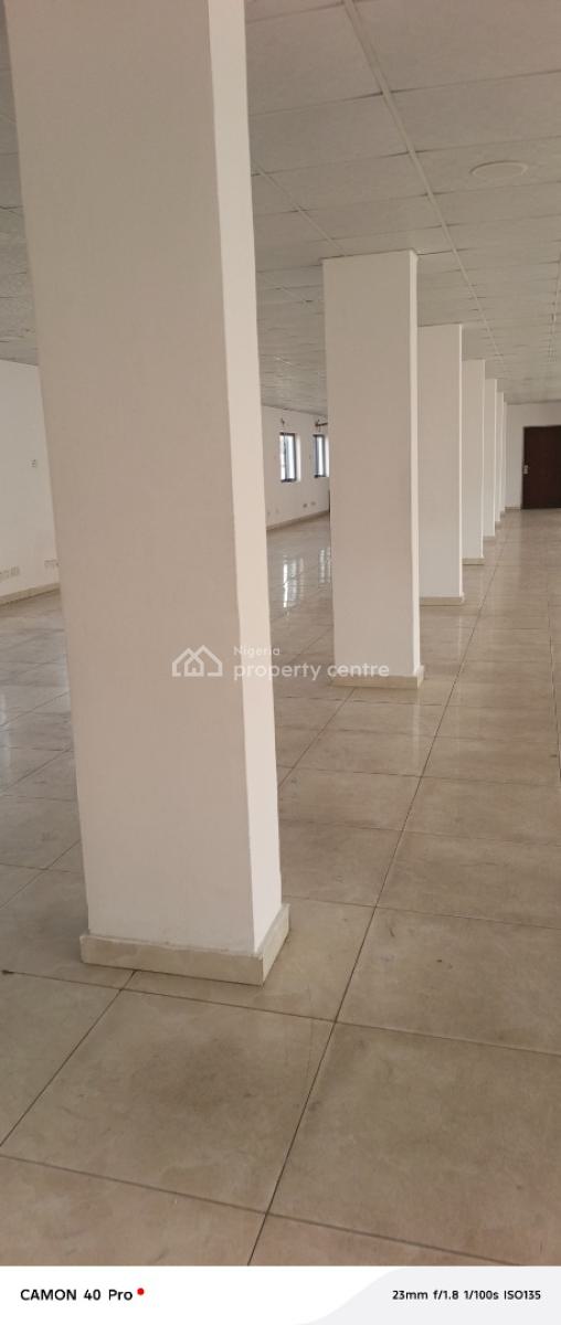 Office Space Open Floor with 254sqm in Lekki Phase 1, Off Admiralty Way, Lekki Phase 1, Lekki, Lagos, Office Space for Rent