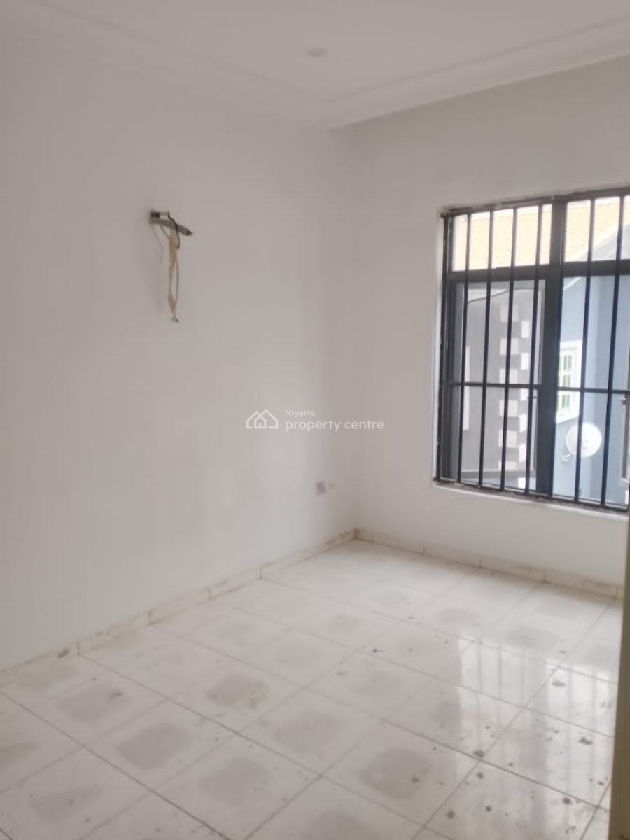 2 Bedroom Flat with a Room Bq, Honeyville Estate, Agungi, Lekki, Lagos, Flat / Apartment for Sale