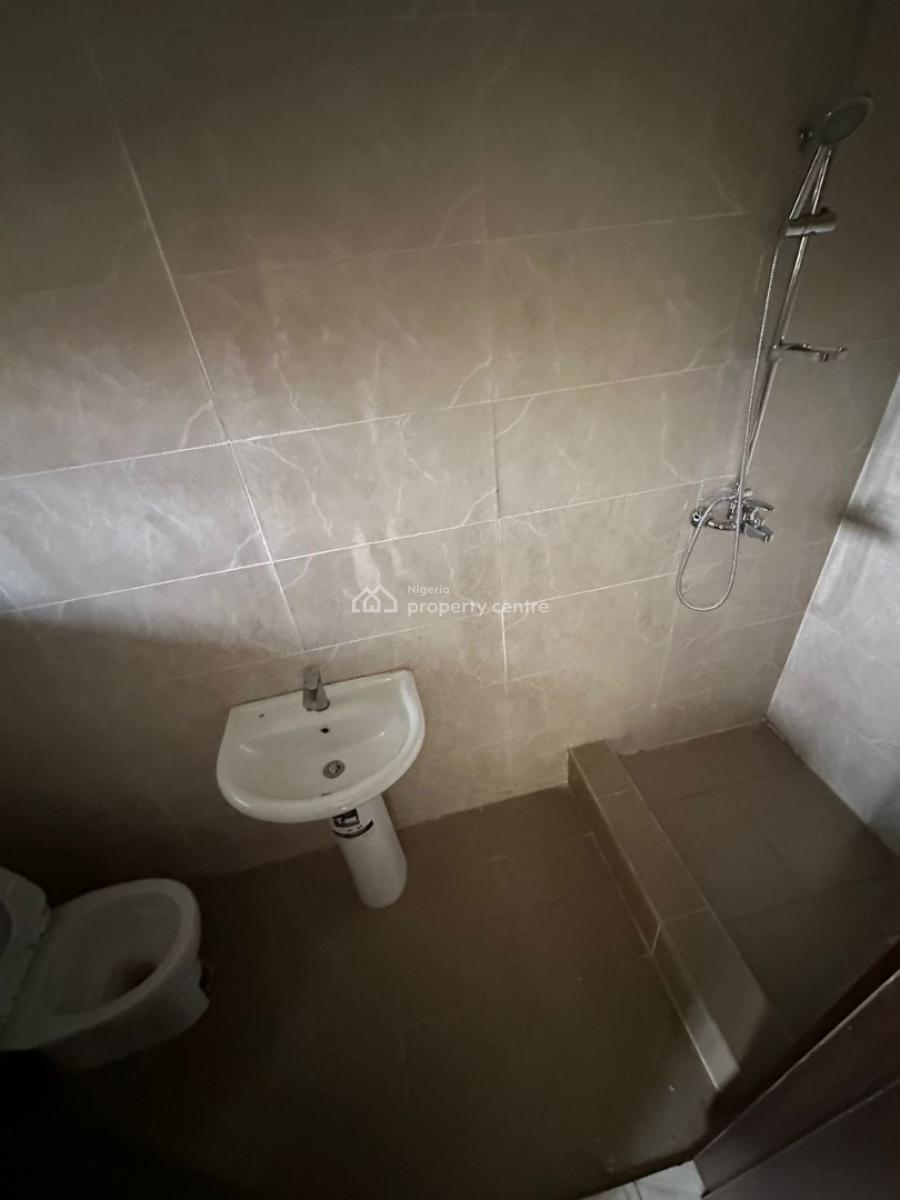 Massive 3 Bedroom Apartments 1 Room Bq, Galadimawa, Abuja, Block of Flats for Sale