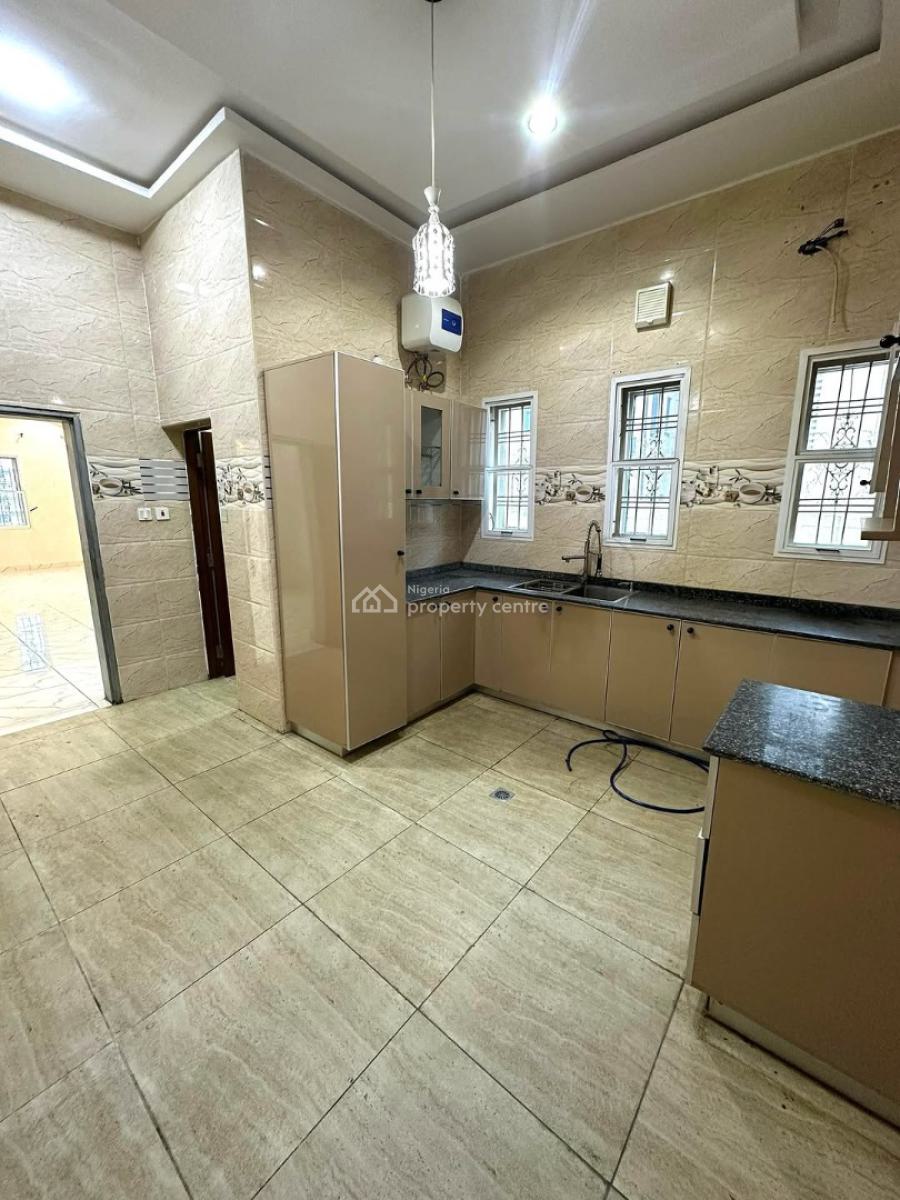 4 Bedroom Semi-detached Duplex in Lovely Location, Gilmore, Jahi, Abuja, Semi-detached Duplex for Rent