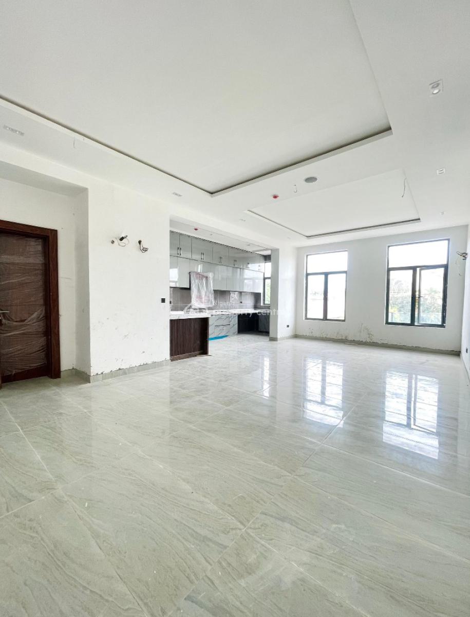 Luxurious 2 Bedroom Apartment in a Serene Environment, Lekki Phase 1, Lekki, Lagos, Flat / Apartment for Sale