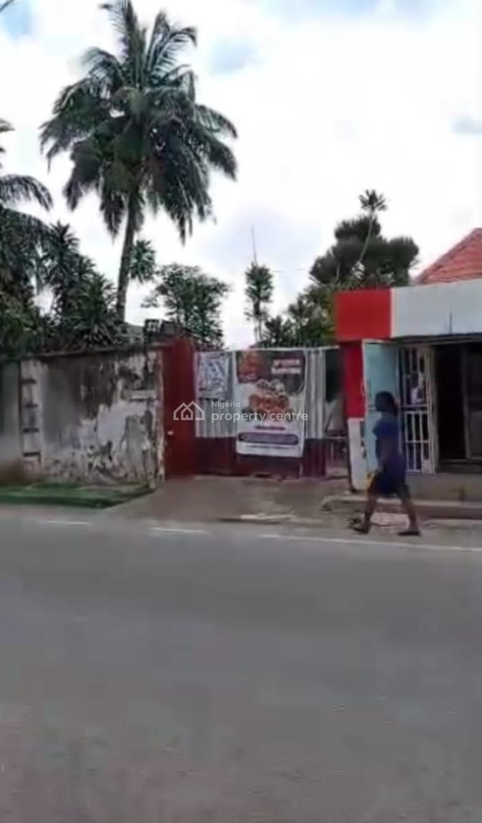 940 Sqmts of Land with Bungalow Along Busy Rd, By   Ho, Ogba, Ikeja, Lagos, Detached Bungalow for Sale