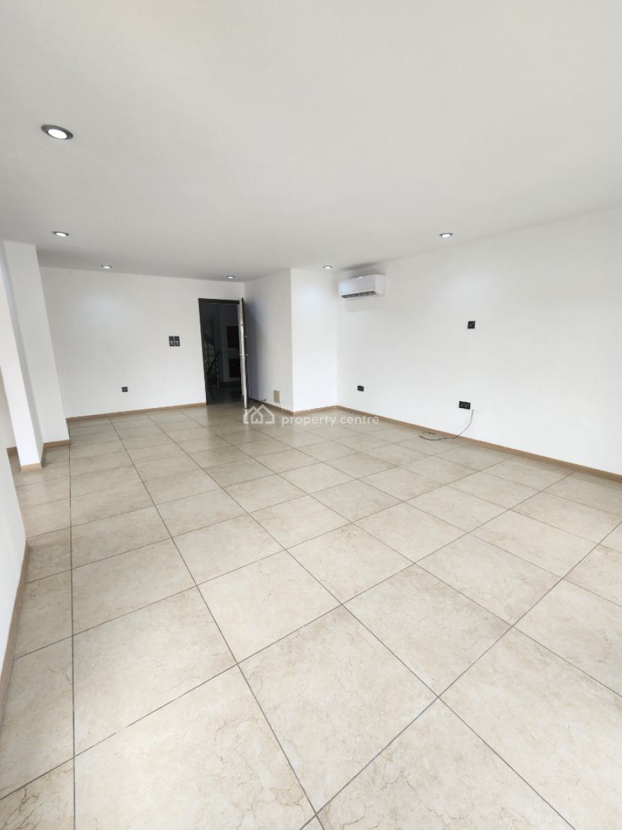 Waterfront and Servclean 3 Bedroom Flat with Bq,and Modern Facilities, Ikoyi, Lagos, Flat / Apartment for Rent