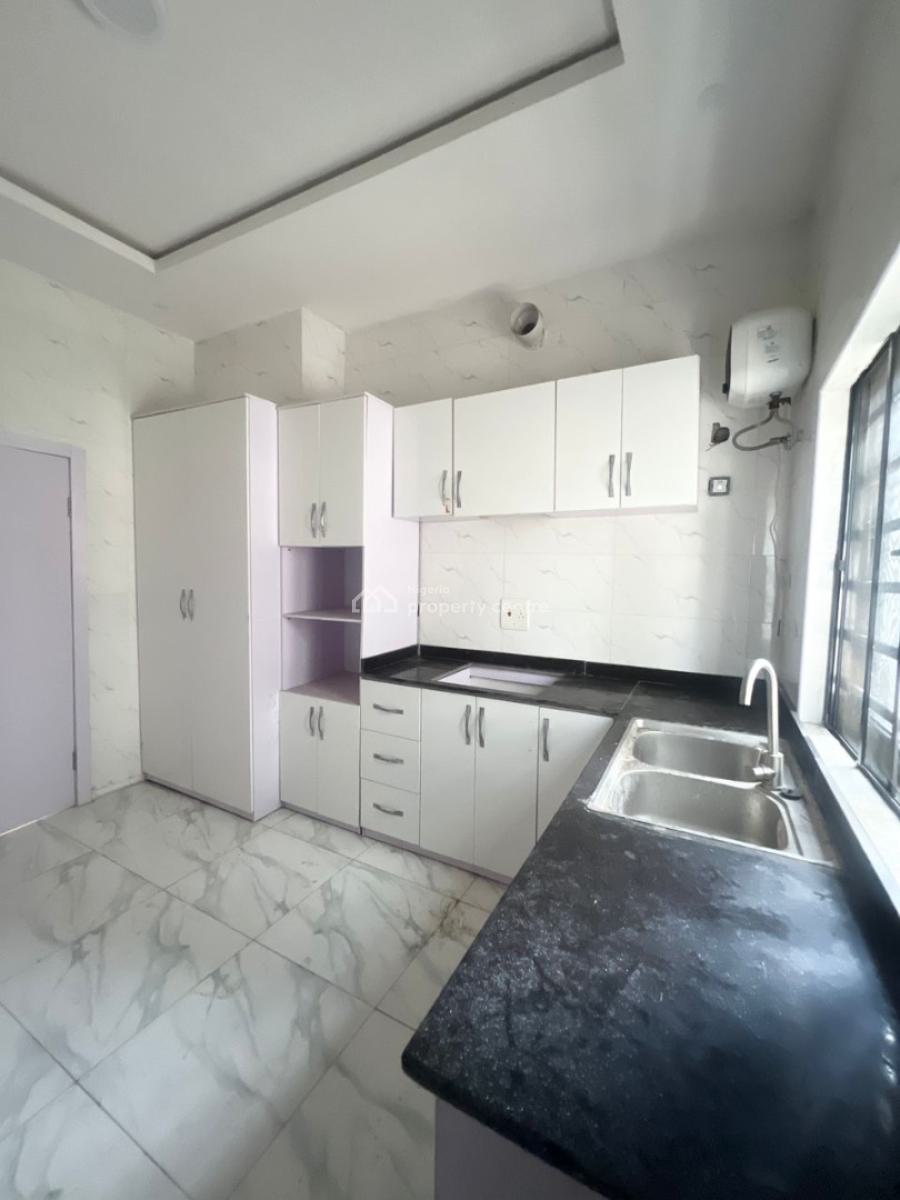 Lovely 4 Bedroom Semi Detached Duplex with Bq in a Secure Estate, Lekki Phase 2, Lekki, Lagos, Semi-detached Duplex for Sale