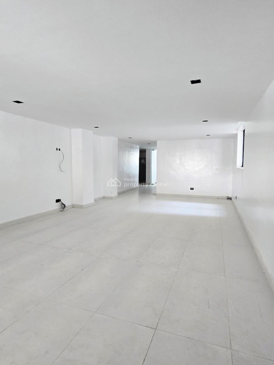 Charming  2 Bedroom Apartment with Pool, Gym & Elevator., Lekki Phase 1, Lekki, Lagos, Block of Flats for Sale