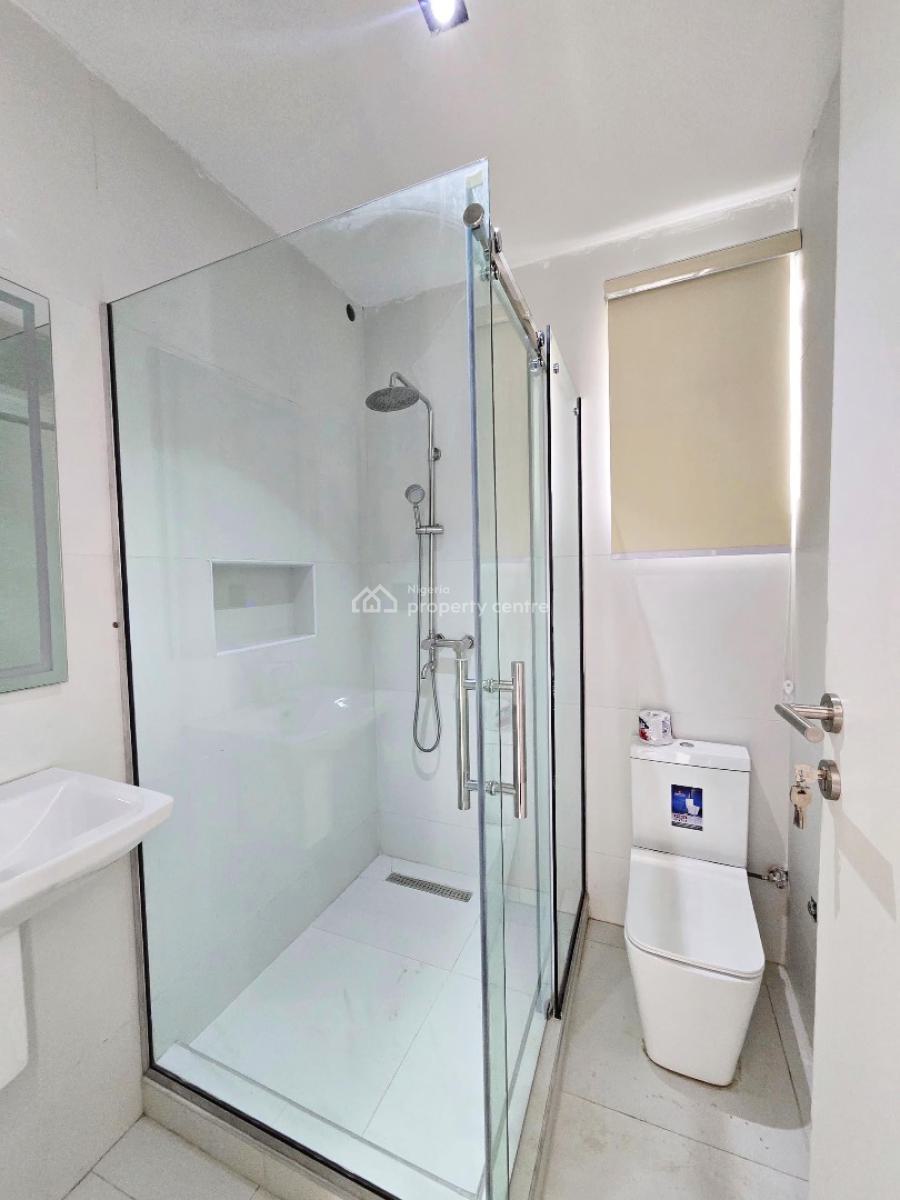 Charming  2 Bedroom Apartment with Pool, Gym & Elevator., Lekki Phase 1, Lekki, Lagos, Block of Flats for Sale