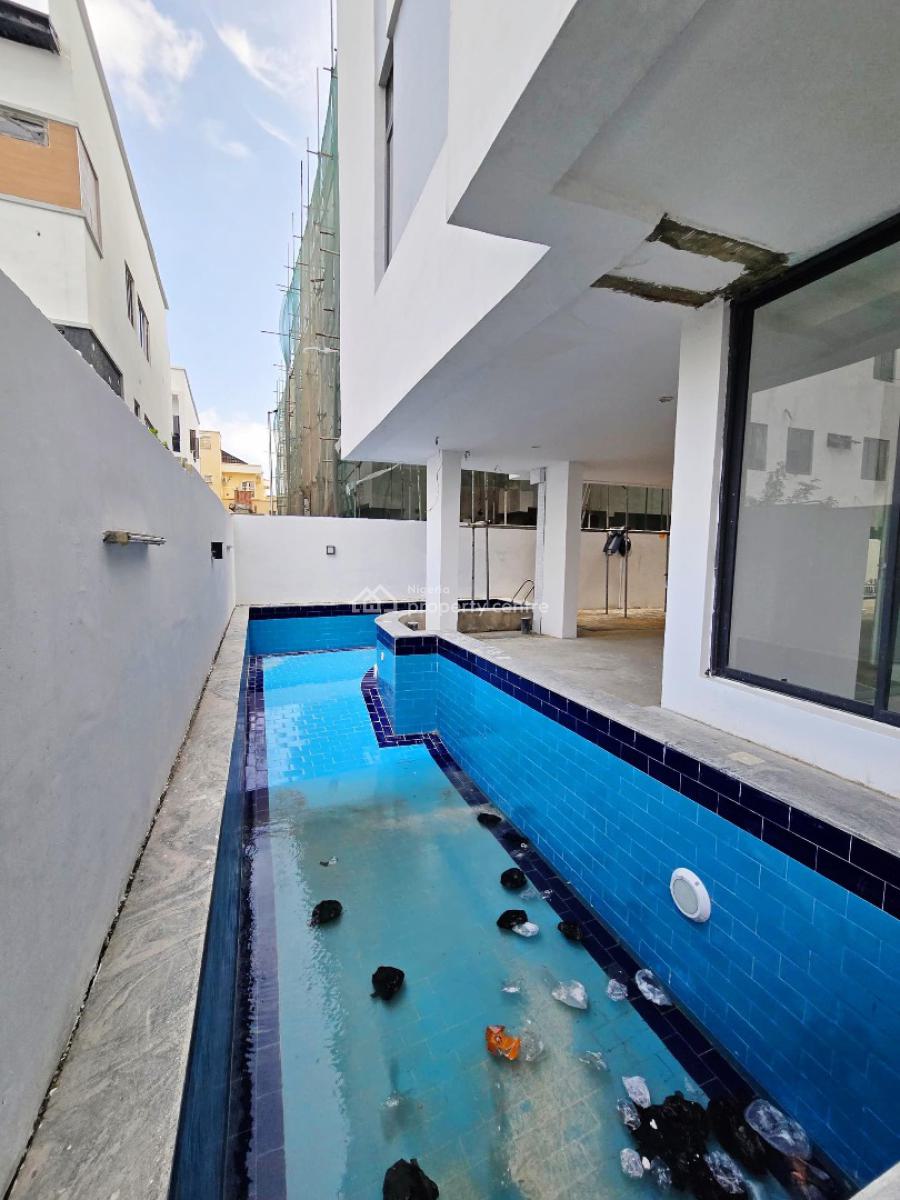 Charming  2 Bedroom Apartment with Pool, Gym & Elevator., Lekki Phase 1, Lekki, Lagos, Block of Flats for Sale
