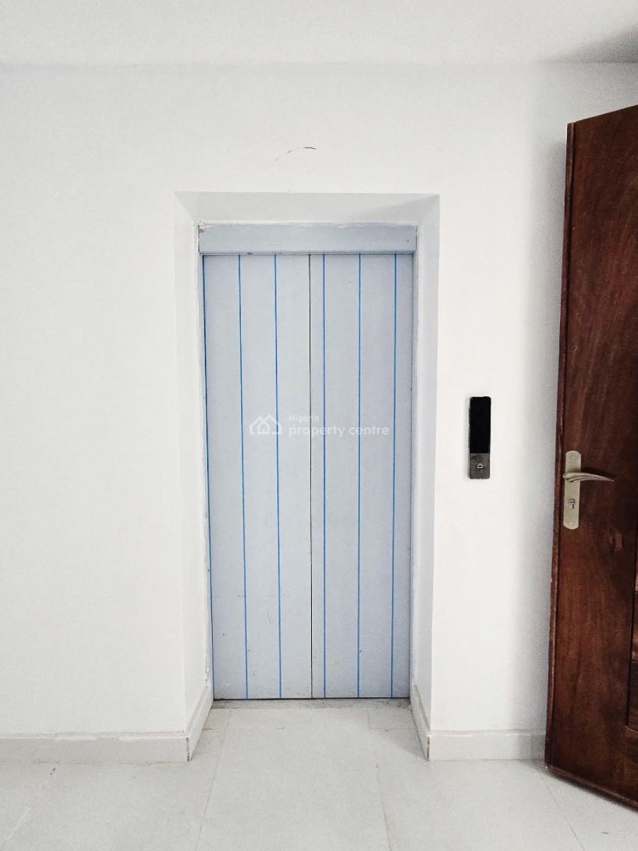 Charming  2 Bedroom Apartment with Pool, Gym & Elevator., Lekki Phase 1, Lekki, Lagos, Block of Flats for Sale