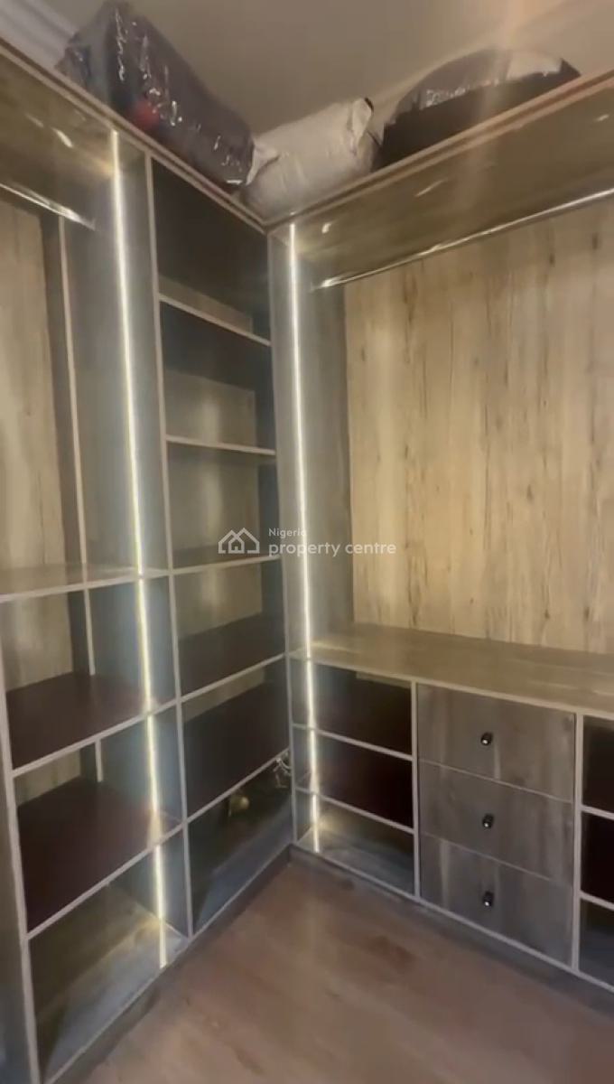 Cozy 3bedroom with Ps5, Cadogan Estate,osapa London ., Lekki, Lagos, Flat / Apartment Short Let