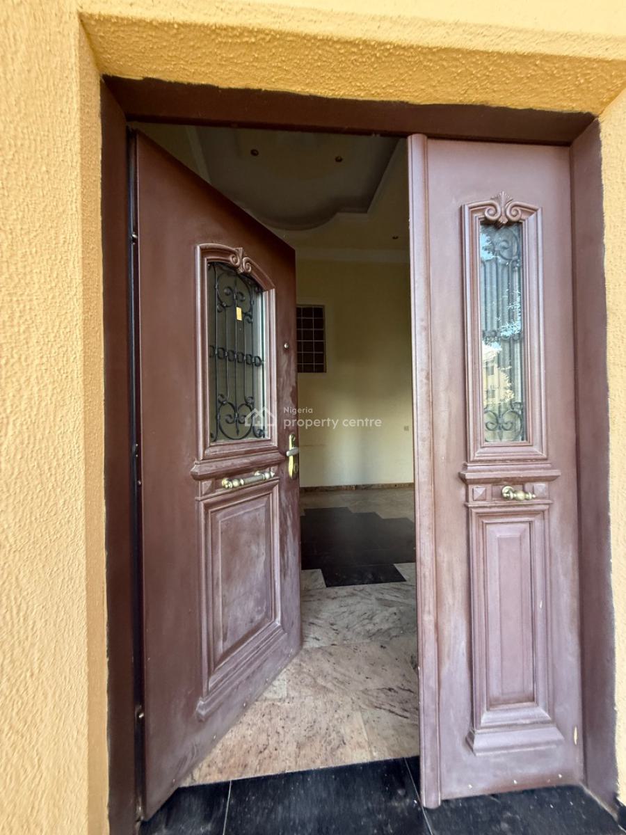 Luxurious 7 Bedroom Mansion with 3 Bedroom Guest Chalet, Maitama District, Abuja, Detached Duplex for Rent