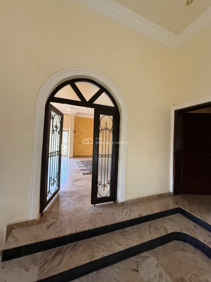 Luxurious 7 Bedroom Mansion with 3 Bedroom Guest Chalet, Maitama District, Abuja, Detached Duplex for Rent