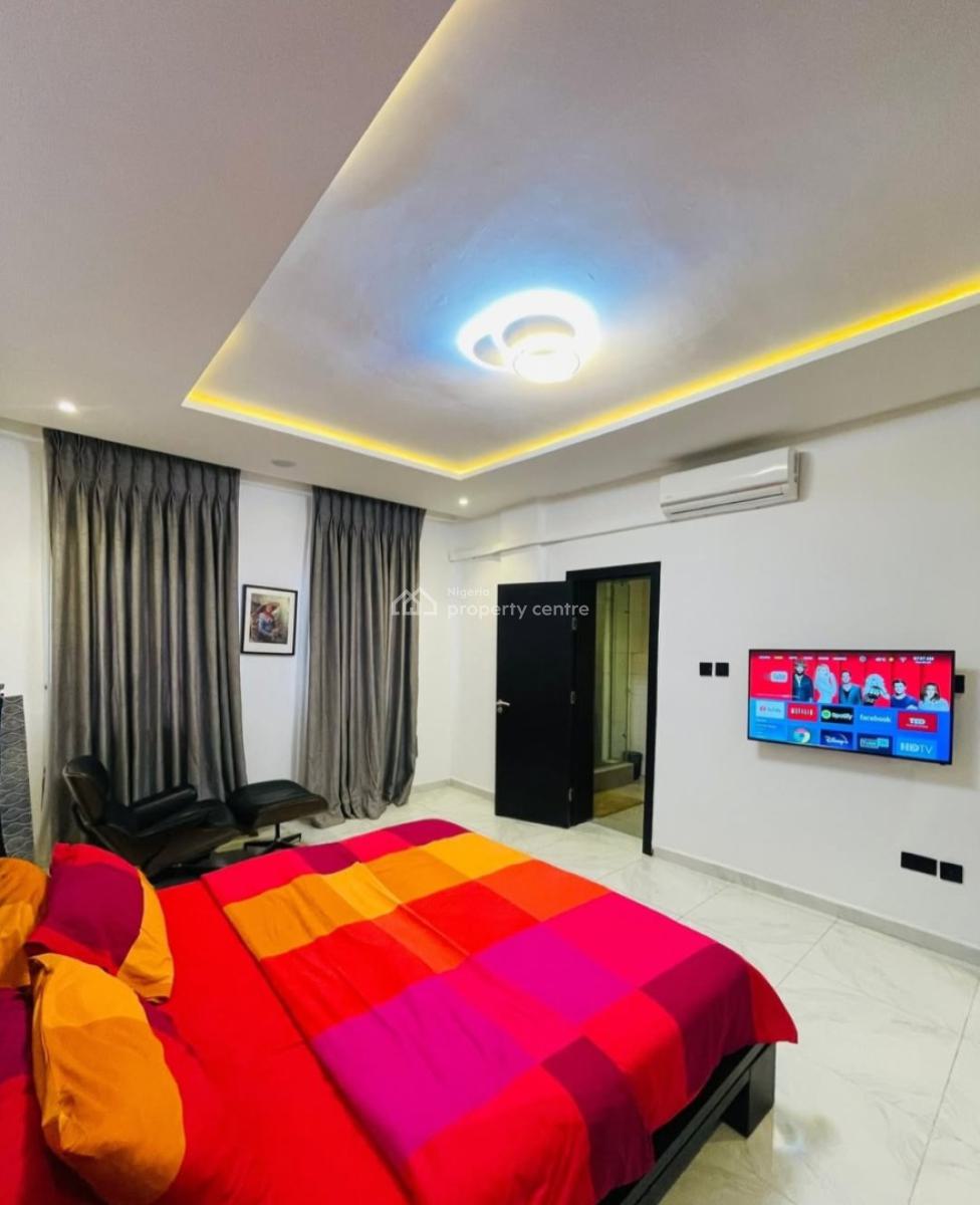 Furnished and Serviced 24/7 Power Supply 2 Bedroom En-suite Flat with, Lekki Phase 1, Lekki, Lagos, Flat / Apartment for Rent