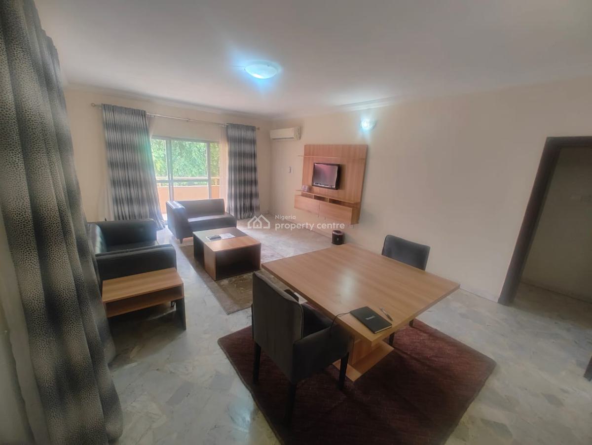 a Good Spacious Serviced & Furnished 2 Bedroom Flat, Wuse 2, Abuja, Flat / Apartment Short Let