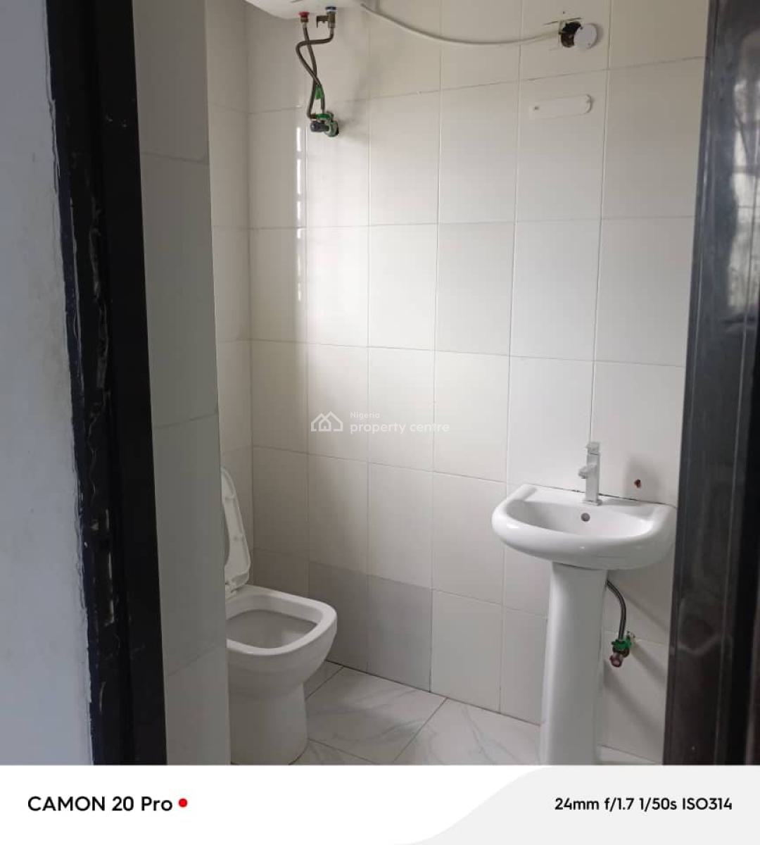 2 Bedroom Flat (upstairs), Ogidan, Sangotedo, Ajah, Lagos, Flat / Apartment for Rent
