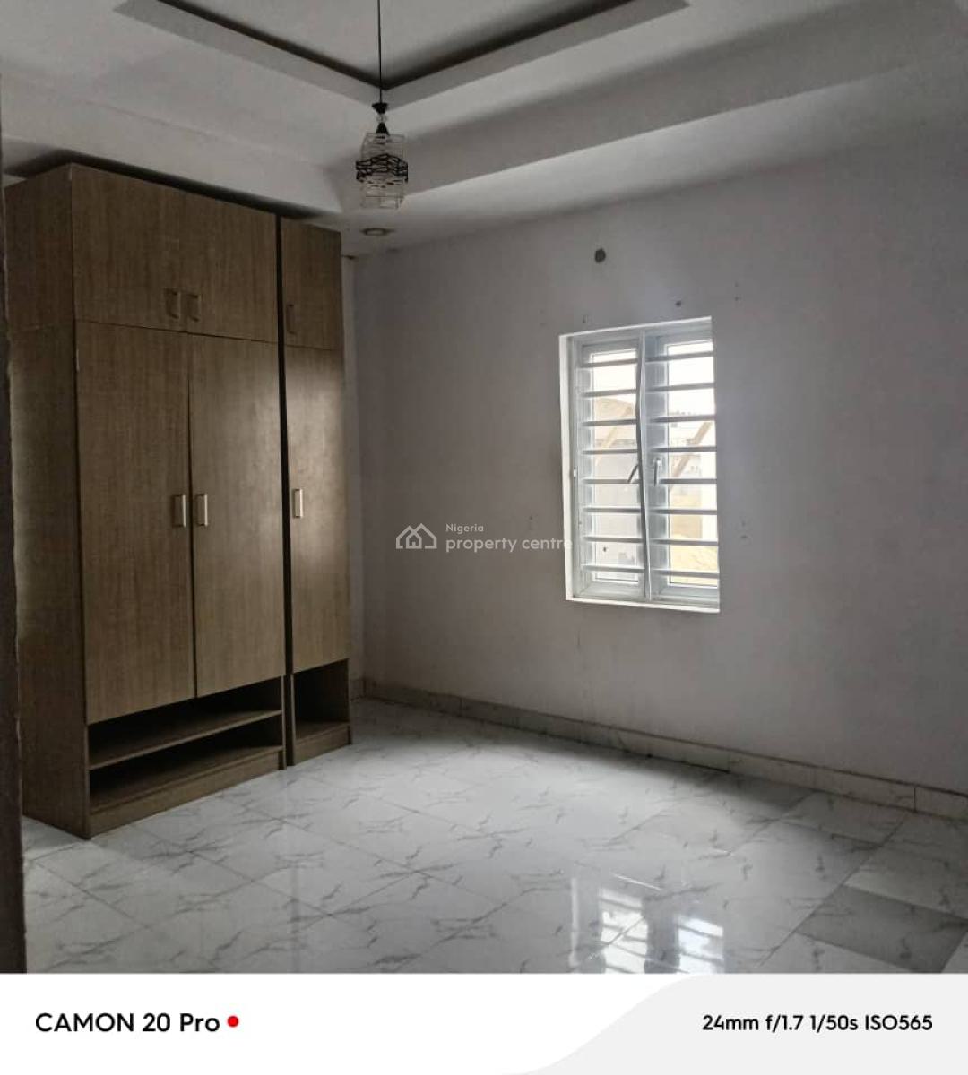 2 Bedroom Flat (upstairs), Ogidan, Sangotedo, Ajah, Lagos, Flat / Apartment for Rent
