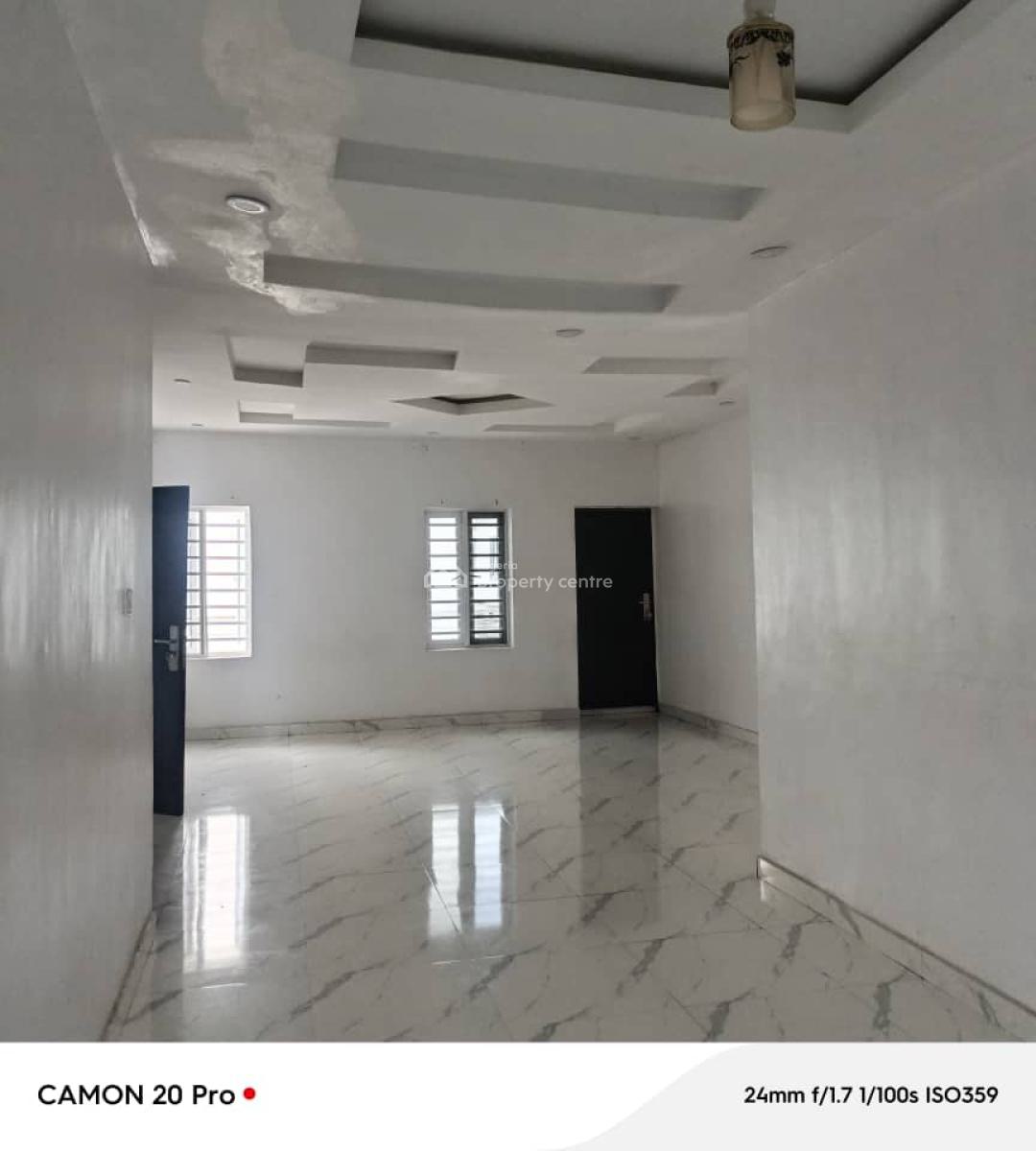 2 Bedroom Flat (upstairs), Ogidan, Sangotedo, Ajah, Lagos, Flat / Apartment for Rent