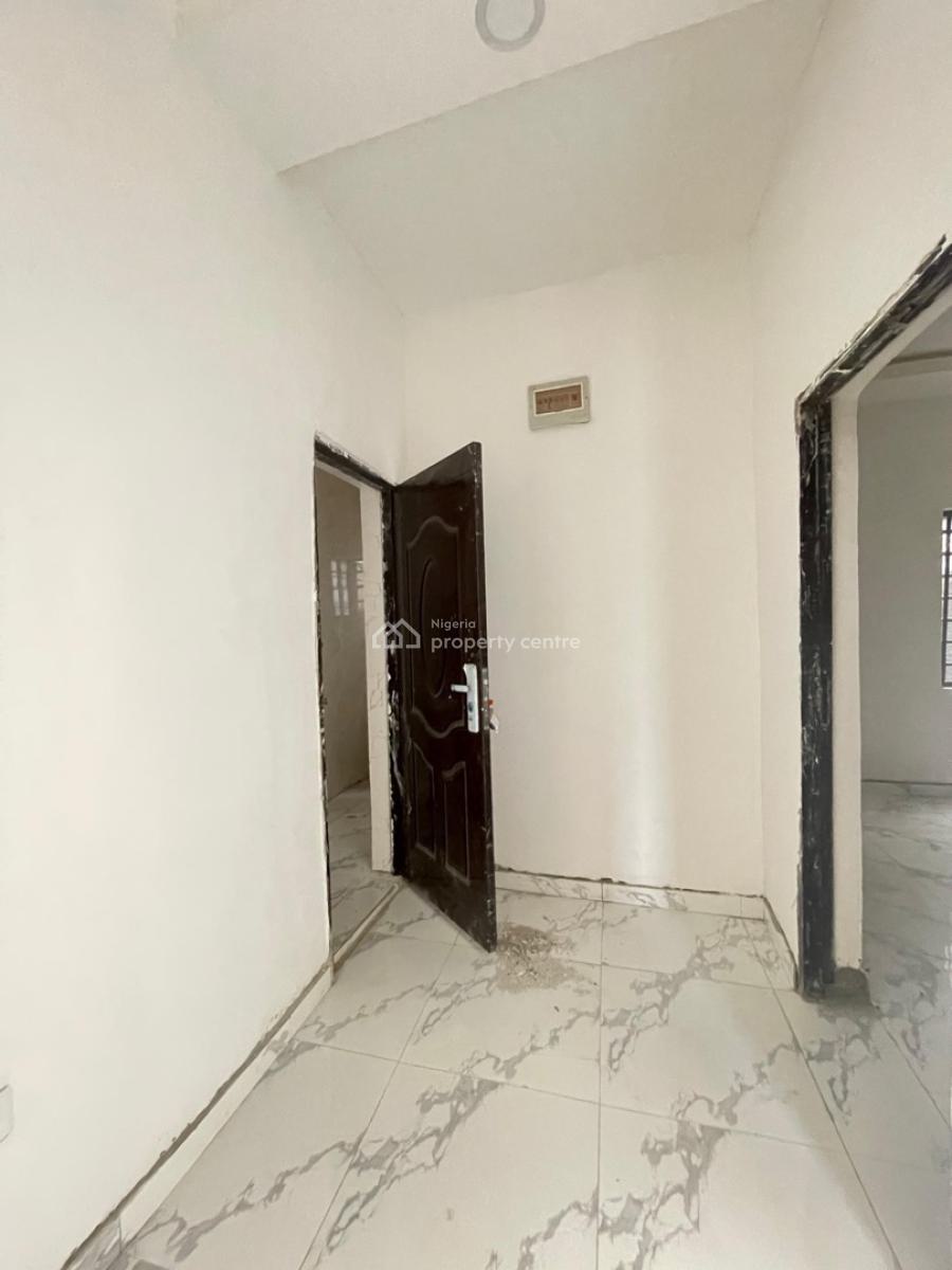 1 Bedroom Self Serviced Apartment, Ajah, Lagos, Flat / Apartment for Sale
