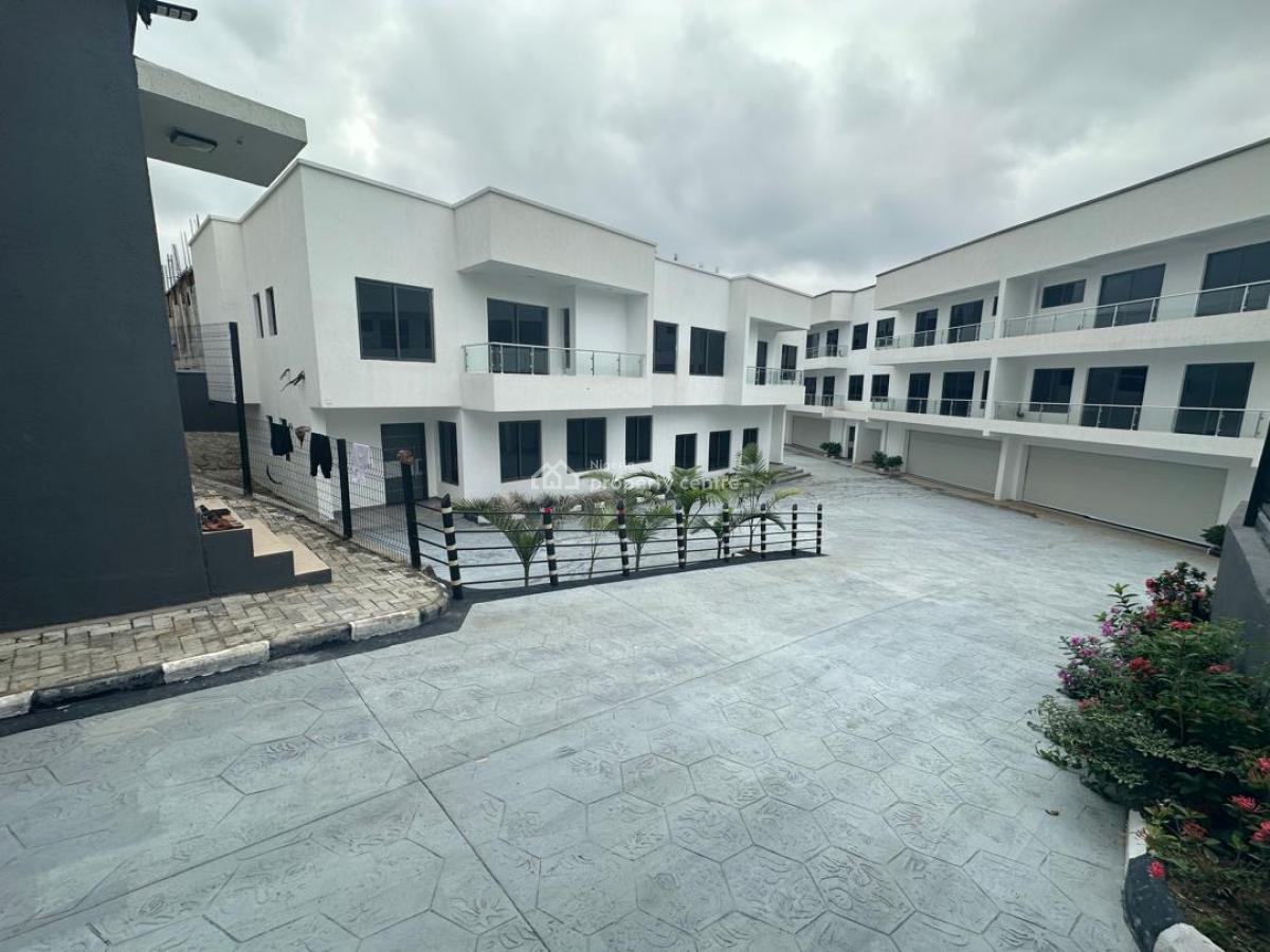Mini Estate, Guzape District, Abuja, Semi-detached Duplex for Sale
