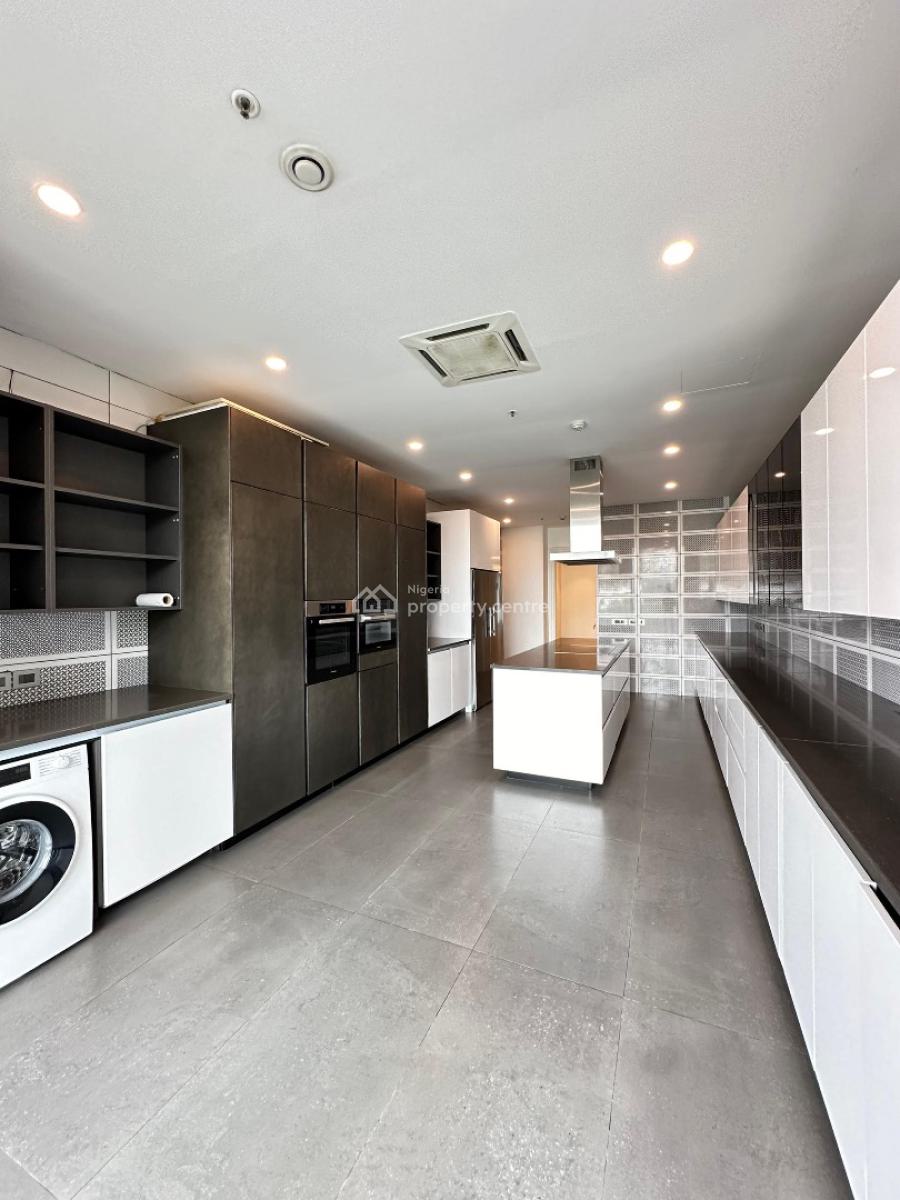 Standard 4 Bedroom Apartment with Bq, Communal Pool, Old Ikoyi, Ikoyi, Lagos, Block of Flats for Sale