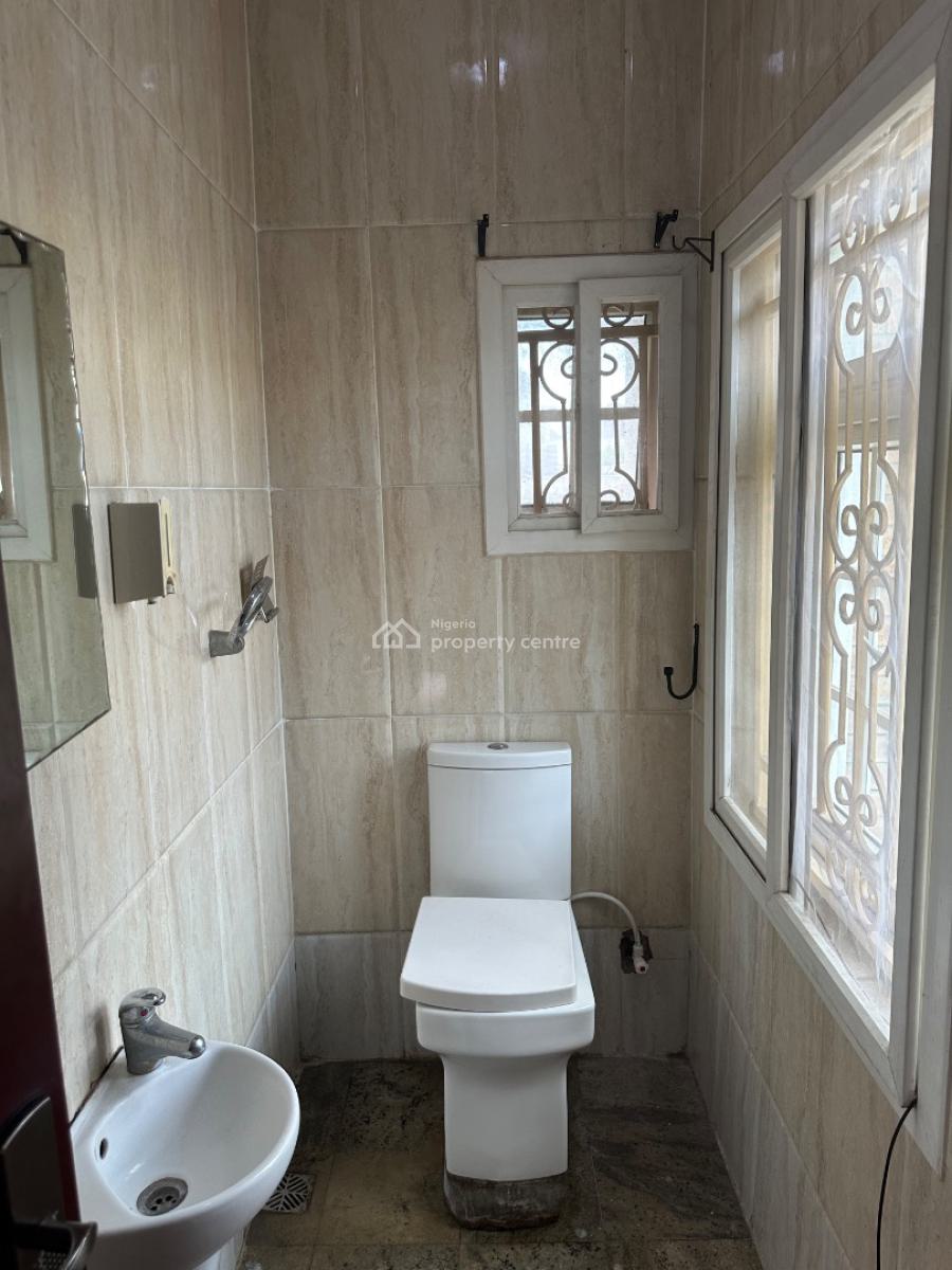 Spacious 2 Bedroom Apartment, Idado Estate, Close to The Expressway, Idado, Lekki, Lagos, Flat / Apartment for Rent