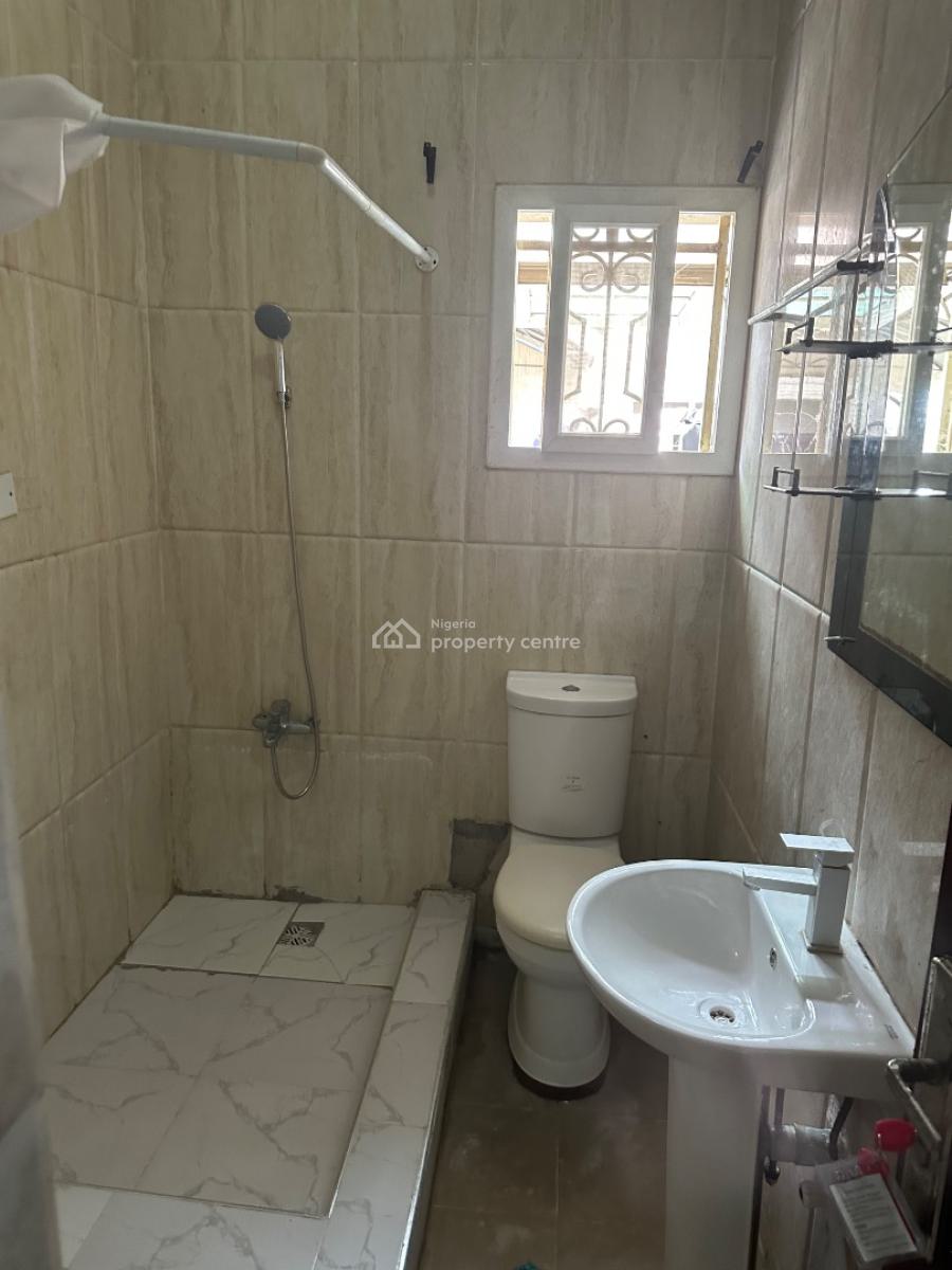 Spacious 2 Bedroom Apartment, Idado Estate, Close to The Expressway, Idado, Lekki, Lagos, Flat / Apartment for Rent