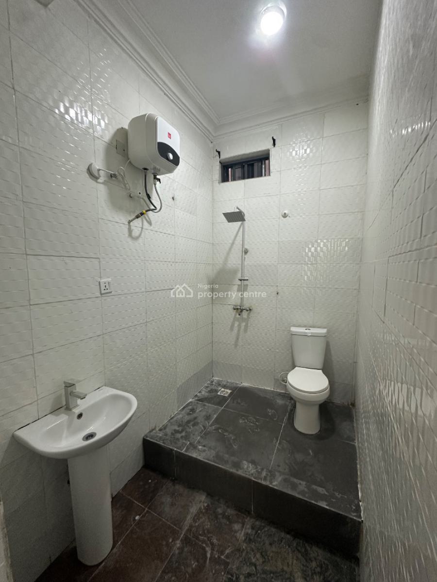 Spacious 2 Bedroom Apartment, Idado Estate, Close to The Expressway, Idado, Lekki, Lagos, Flat / Apartment for Rent