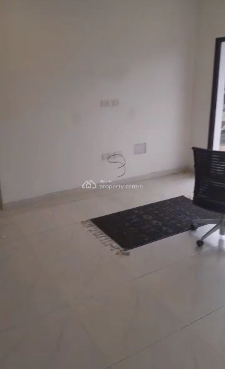 1bedroom on The 2nd Floor, Adeniyi Jones, Ikeja, Lagos, Mini Flat (room and Parlour) for Sale