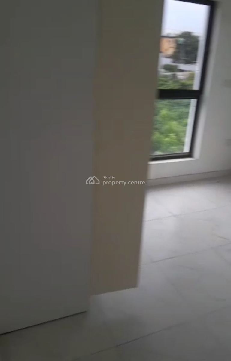 1bedroom on The 2nd Floor, Adeniyi Jones, Ikeja, Lagos, Mini Flat (room and Parlour) for Sale