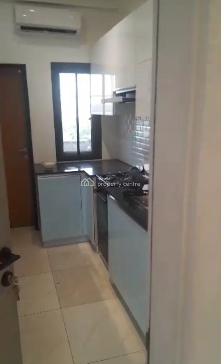 1bedroom on The 2nd Floor, Adeniyi Jones, Ikeja, Lagos, Mini Flat (room and Parlour) for Sale