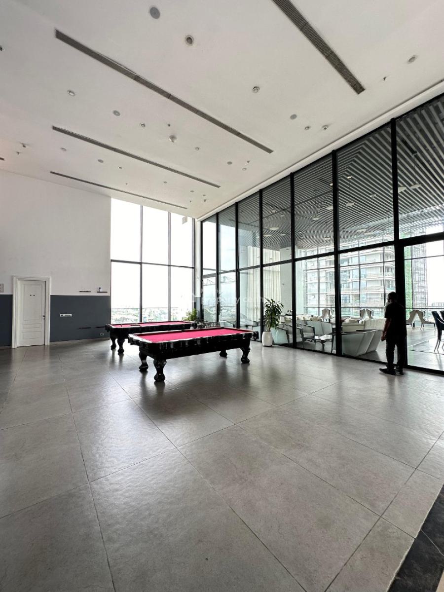 Prestigious 4 Bedroom Apartment with a Concierge , Kids Play Area, Ikoyi, Lagos, Block of Flats for Sale