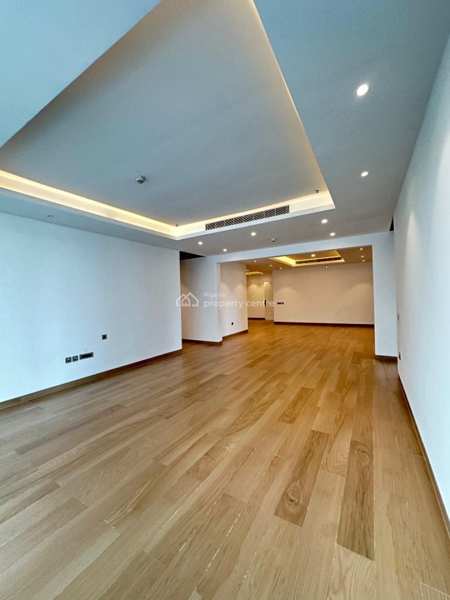 Prestigious 4 Bedroom Apartment with a Concierge , Kids Play Area, Ikoyi, Lagos, Block of Flats for Sale