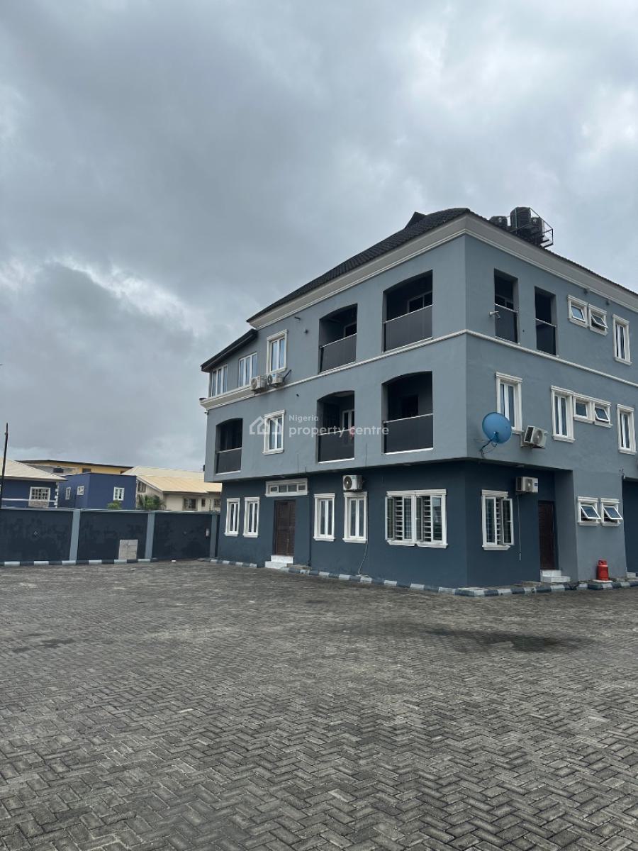 Sharp Mini 2bedroom Apartment Upstairs, Davies Court Mini Penthouse Suite, Ologolo, Lekki, Lagos, Flat / Apartment for Rent