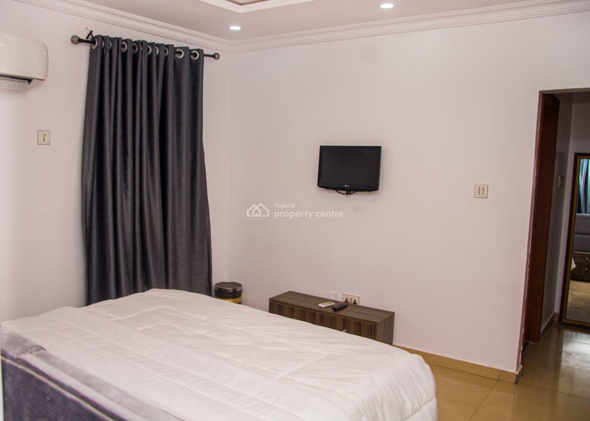 Hotel with Halls and Event Centres, Off Dr Nurudeen Olowopopo Way, Alausa, Ikeja, Lagos, Hotel / Guest House for Sale