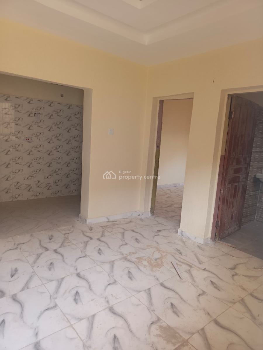 6 Nos of Room & Parlor Self Contained with Modern Facilities., Off Jankata Kuola Area, Around Motomori Villa, Kuola/elebu Axis, Ibadan, Oyo, Mini Flat (room and Parlour) for Rent
