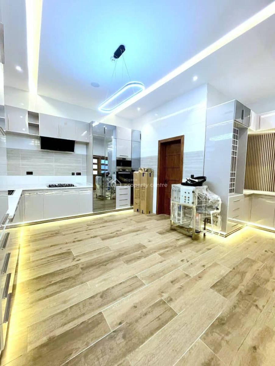 Spacious 5-bedroom Mansion, Old Ikoyi, Ikoyi, Lagos, Terraced Duplex for Sale