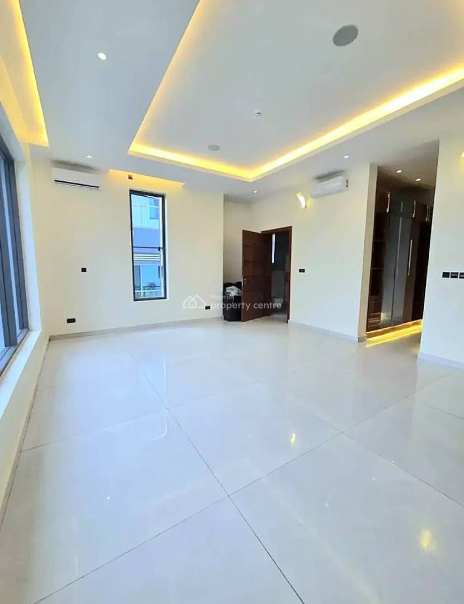 Spacious 5-bedroom Mansion, Old Ikoyi, Ikoyi, Lagos, Terraced Duplex for Sale