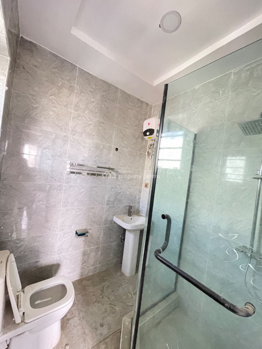 Brand New 2 Bedroom Apartment Available, Lekki Phase 1, Lekki, Lagos, Block of Flats for Sale