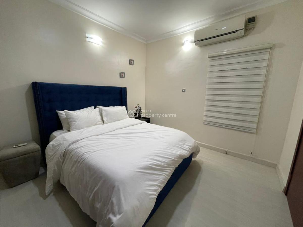 Fully Furnished and Serviced 3 Bedroom Maisonette, Cadogan Estate, Osapa, Lekki, Lagos, Flat / Apartment for Rent