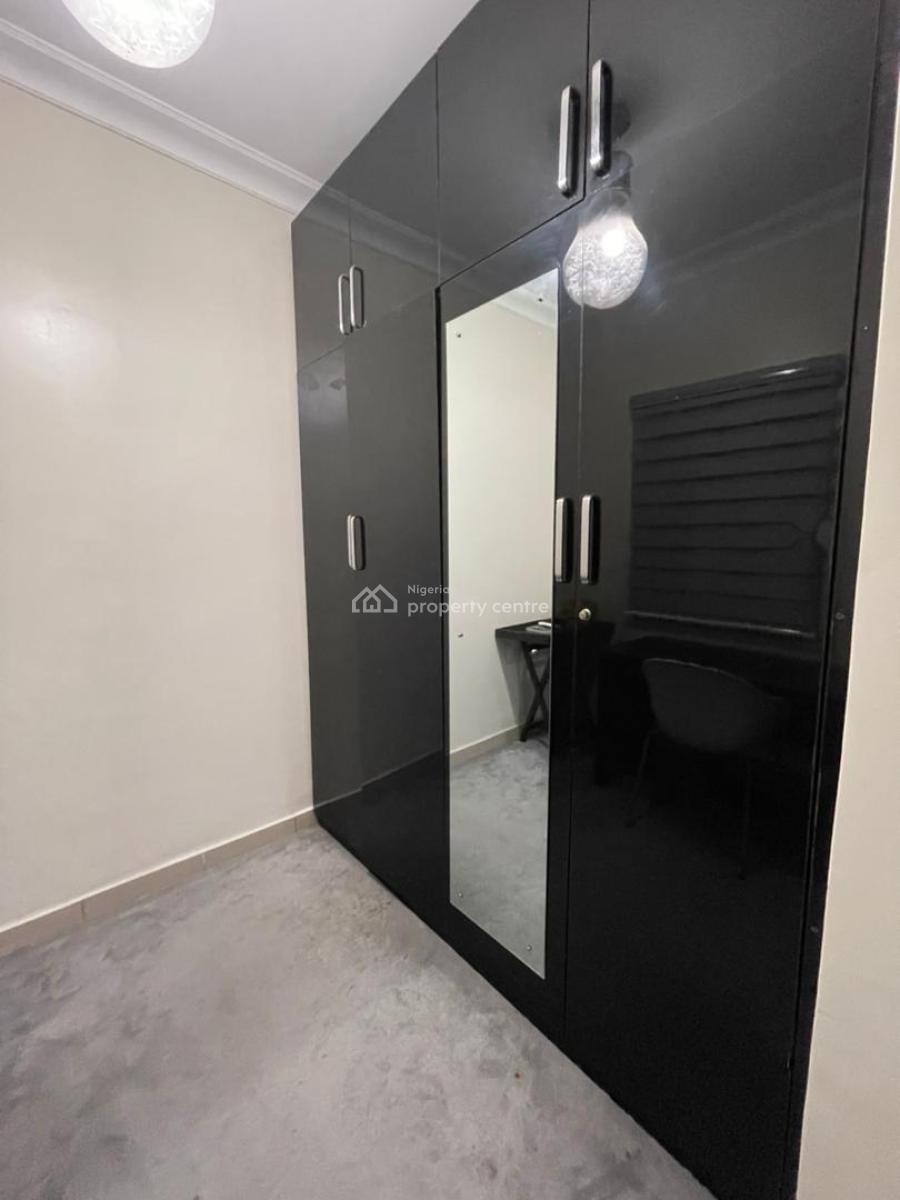 Fully Furnished and Serviced 3 Bedroom Maisonette, Cadogan Estate, Osapa, Lekki, Lagos, Flat / Apartment for Rent