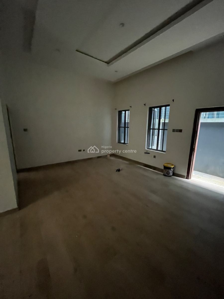 Beautiful Luxury 2 Bedroom Flat Ground Floor, Mobil Road, Ilaje, Ajah, Lagos, Flat / Apartment for Rent