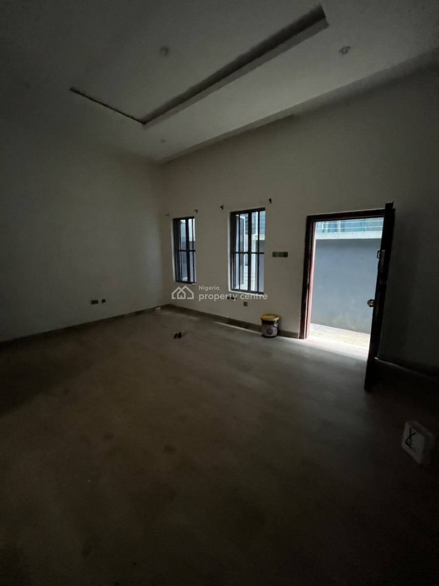 Beautiful Luxury 2 Bedroom Flat Ground Floor, Mobil Road, Ilaje, Ajah, Lagos, Flat / Apartment for Rent