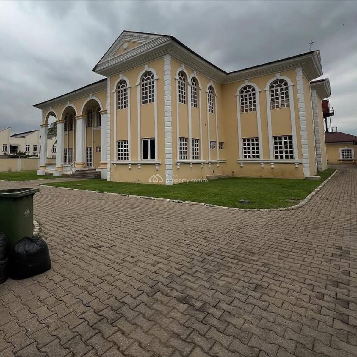 Nicely and Fairly Used 7 Bedrooms, Jabi, Abuja, Detached Duplex for Sale