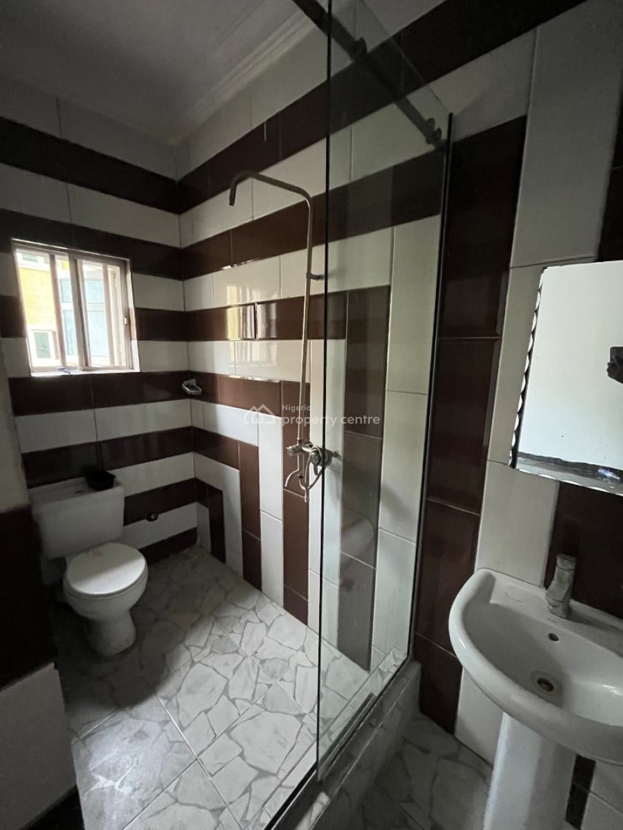 Luxury 2 Bedroom Flat Very Spacious, Mobil Road, Ilaje, Ajah, Lagos, Flat / Apartment for Rent